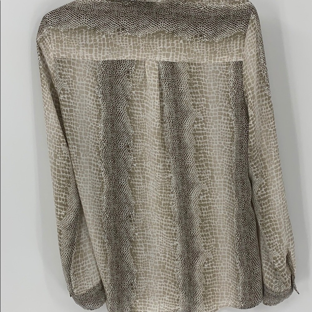 Linda Leal Snakeskin Button Down Blouse Womens Size S Tan Brown Animal Print - Picture 6 of 6